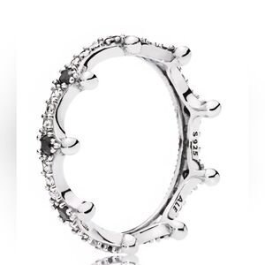 Pandora Retired Enchanted Crown Ring Black Crystals NWT